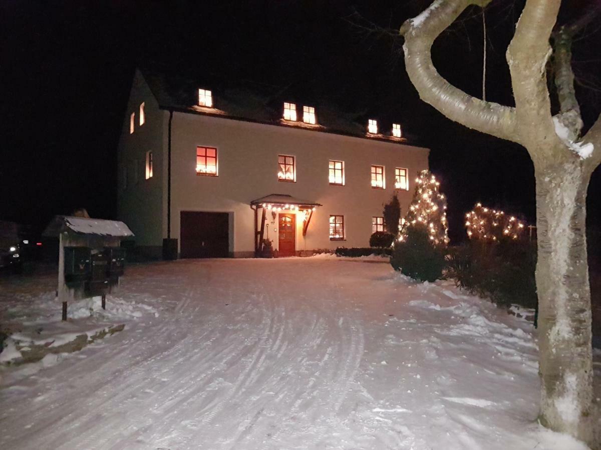 Strasse Des Friedens Apartment Hilmersdorf Exterior photo